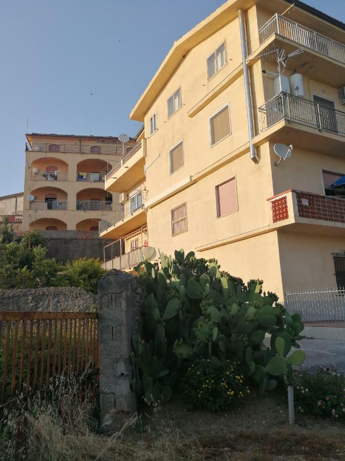 B&B Crispino Belvedere Marittimo Bagian luar foto