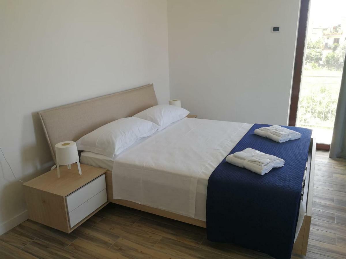 B&B Crispino Belvedere Marittimo Bagian luar foto